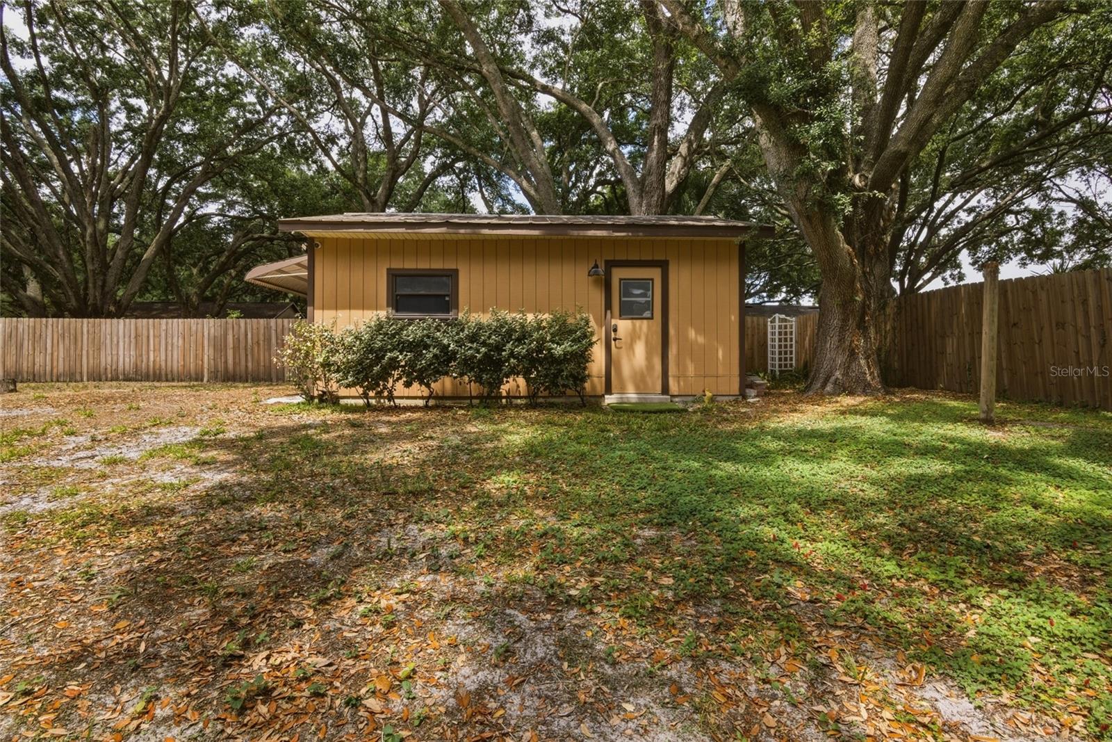 LAKEVIEW VILLAGE - Residential