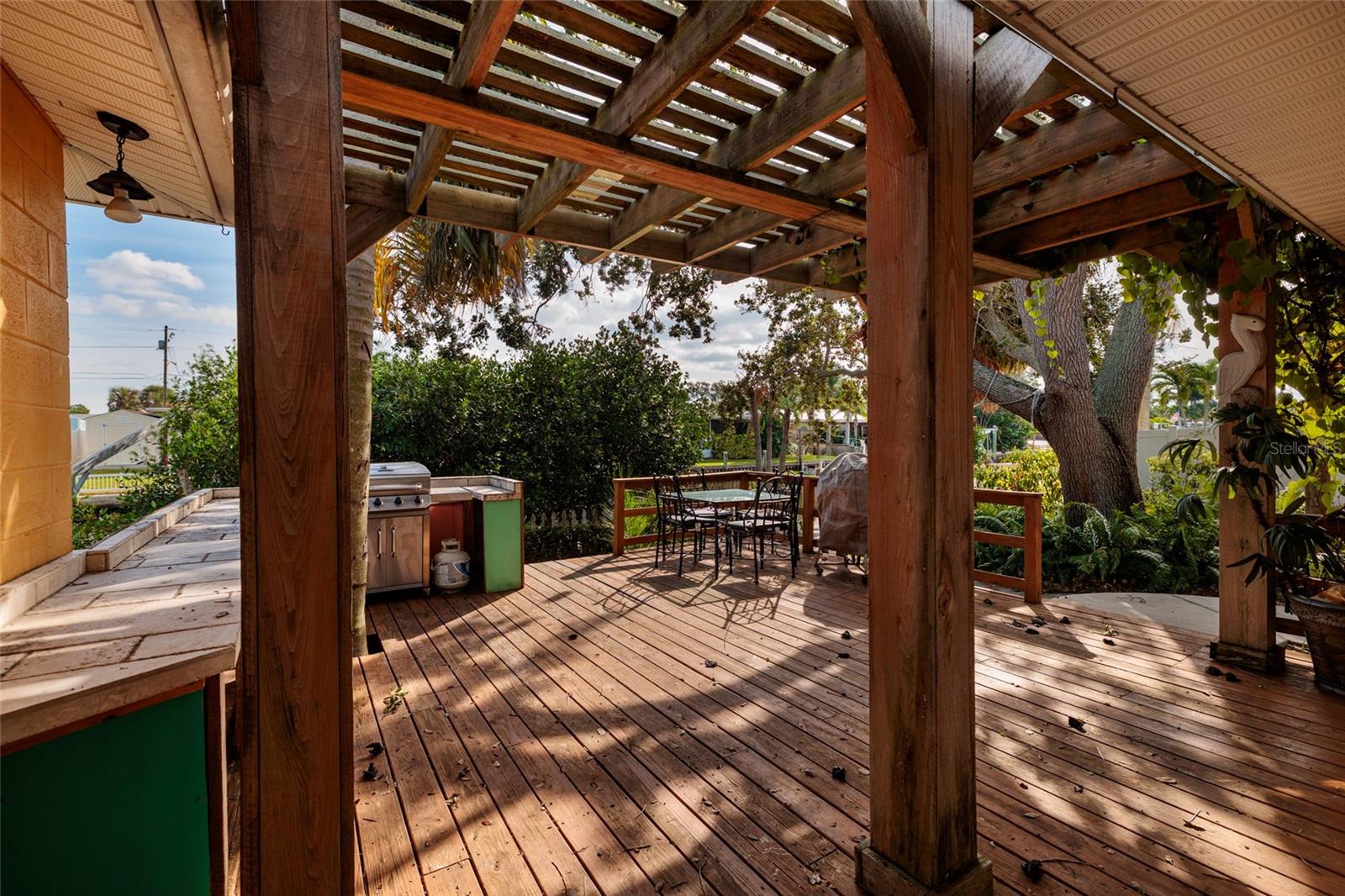 SUN PLAZA ISLES - Residential