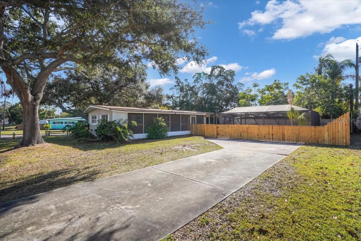 BROOKHILL - Residential Lease