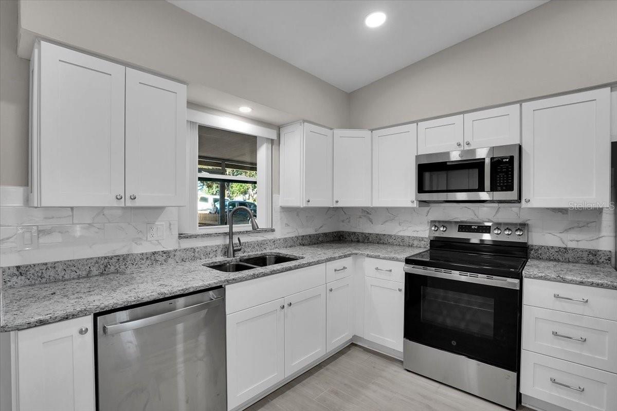 BROOKHILL - Residential Lease