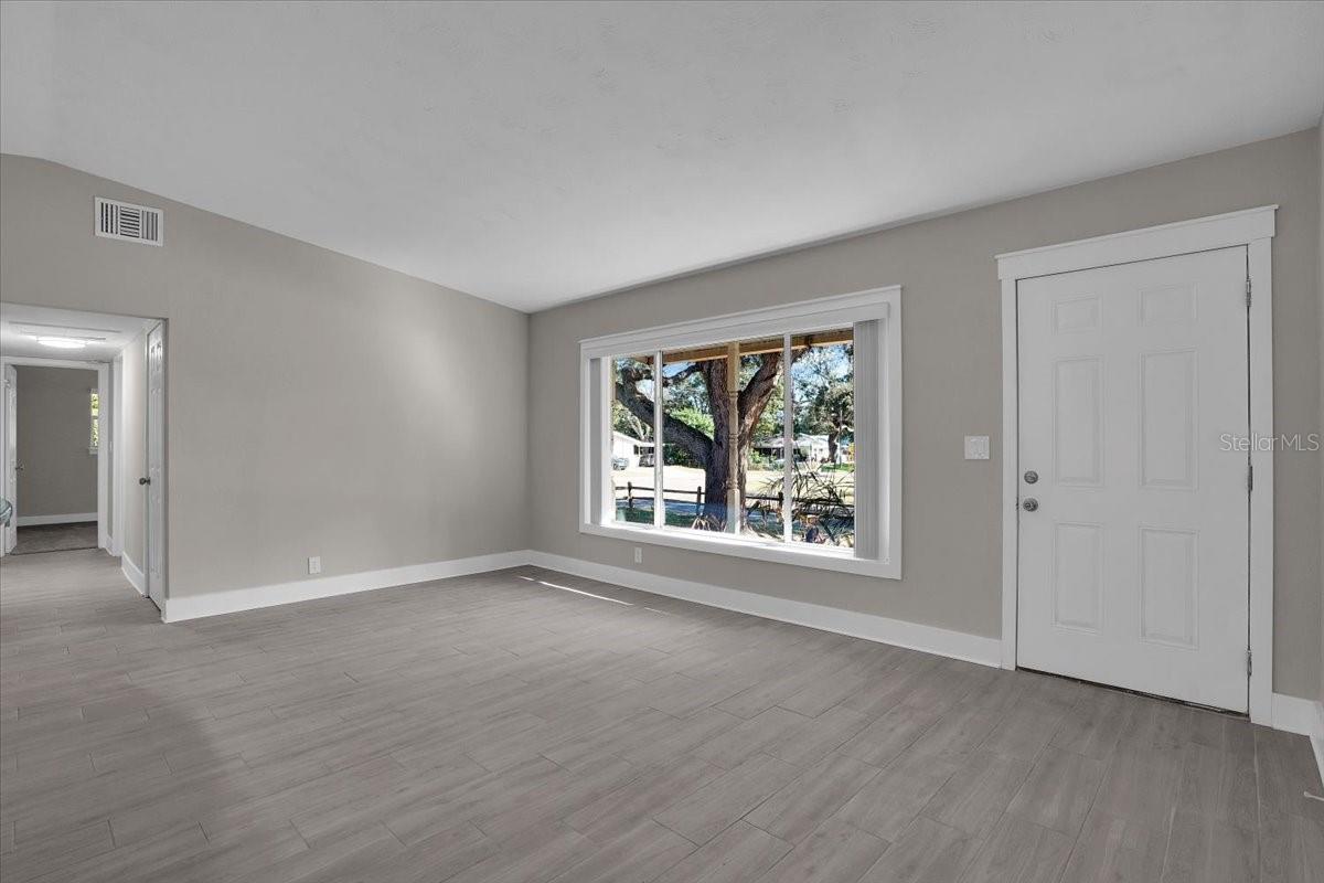 BROOKHILL - Residential Lease