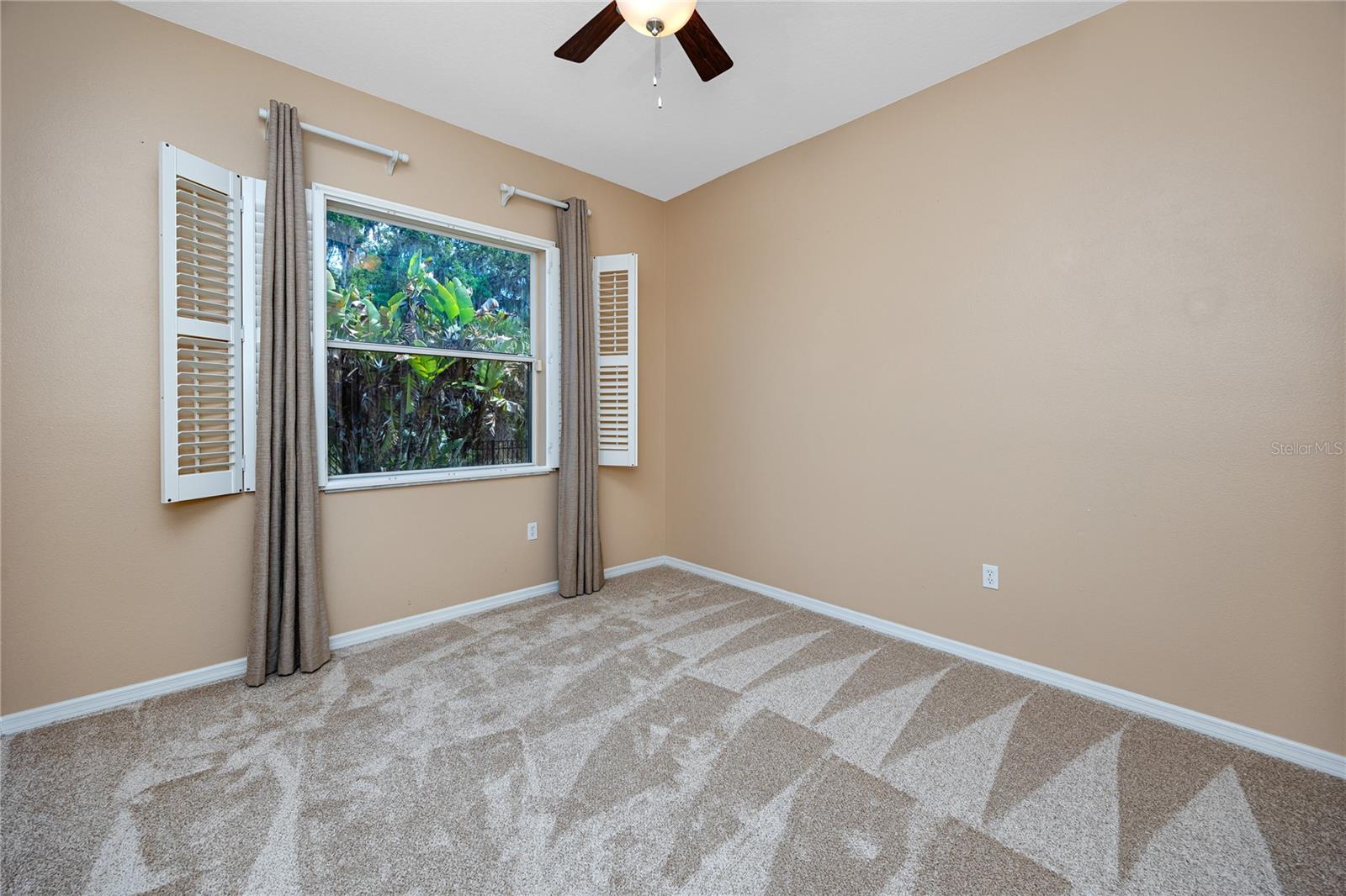 ANCIENT OAKS UNITS 2 & 3 - Residential