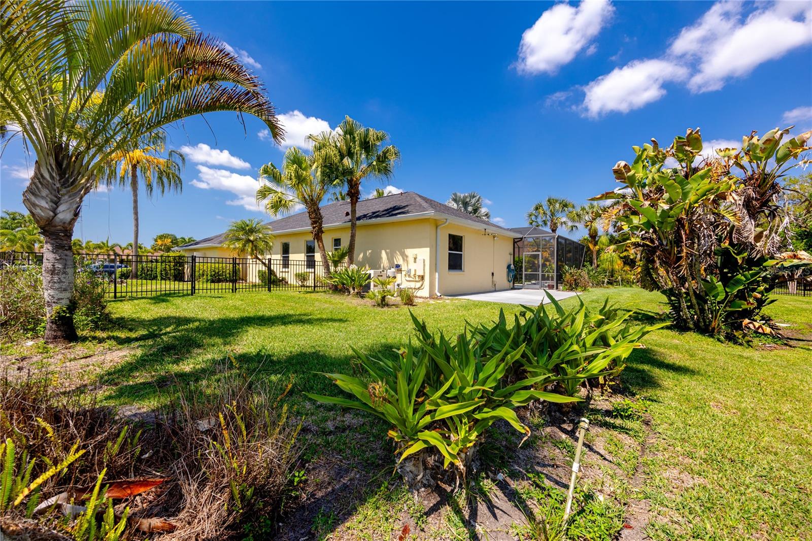 ANCIENT OAKS UNITS 2 & 3 - Residential