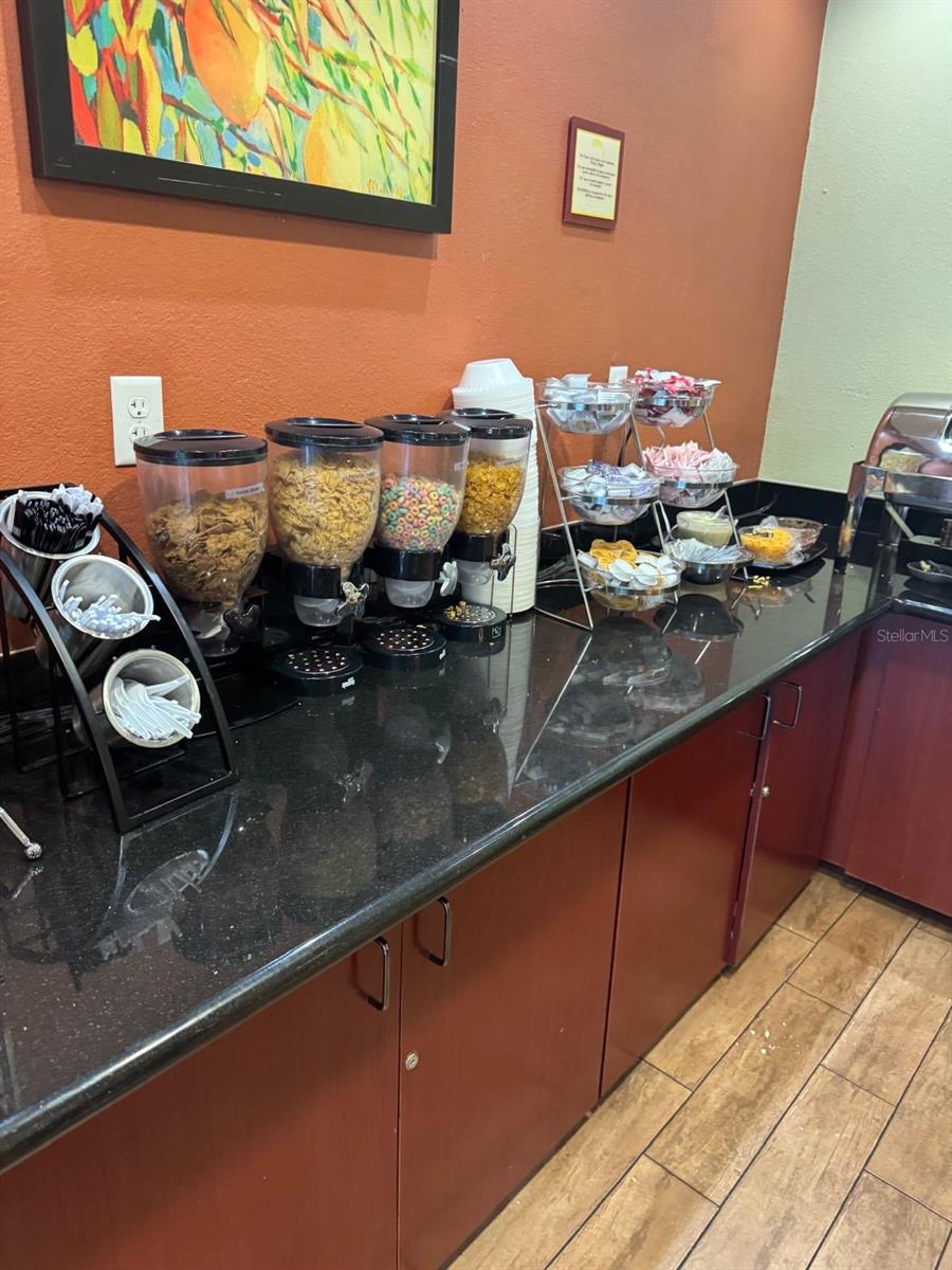 MERIDIAN PALMS COMMERCIAL CONDO CB 10 PG 190-200 - Residential