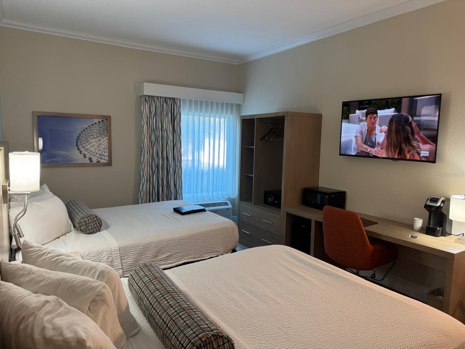 MERIDIAN PALMS COMMERCIAL CONDO CB 10 PG 190-200 - Residential