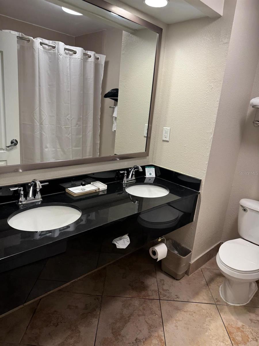 MERIDIAN PALMS COMMERCIAL CONDO CB 10 PG 190-200 - Residential