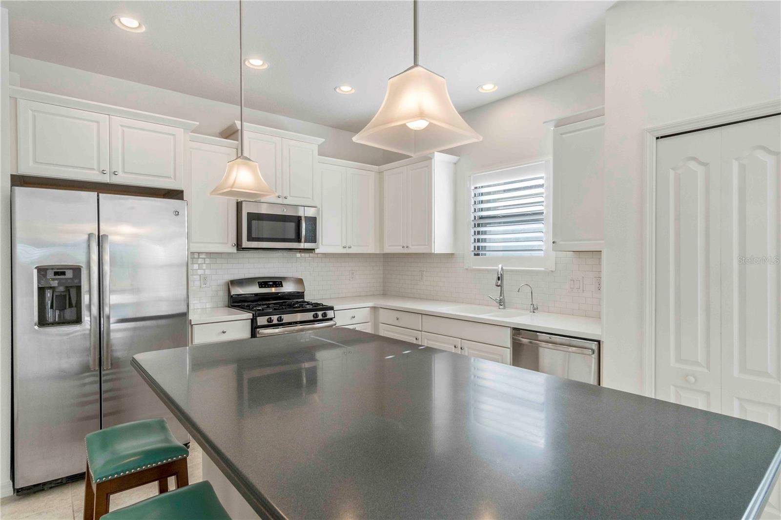 GRAND PALM PH 3A - Residential