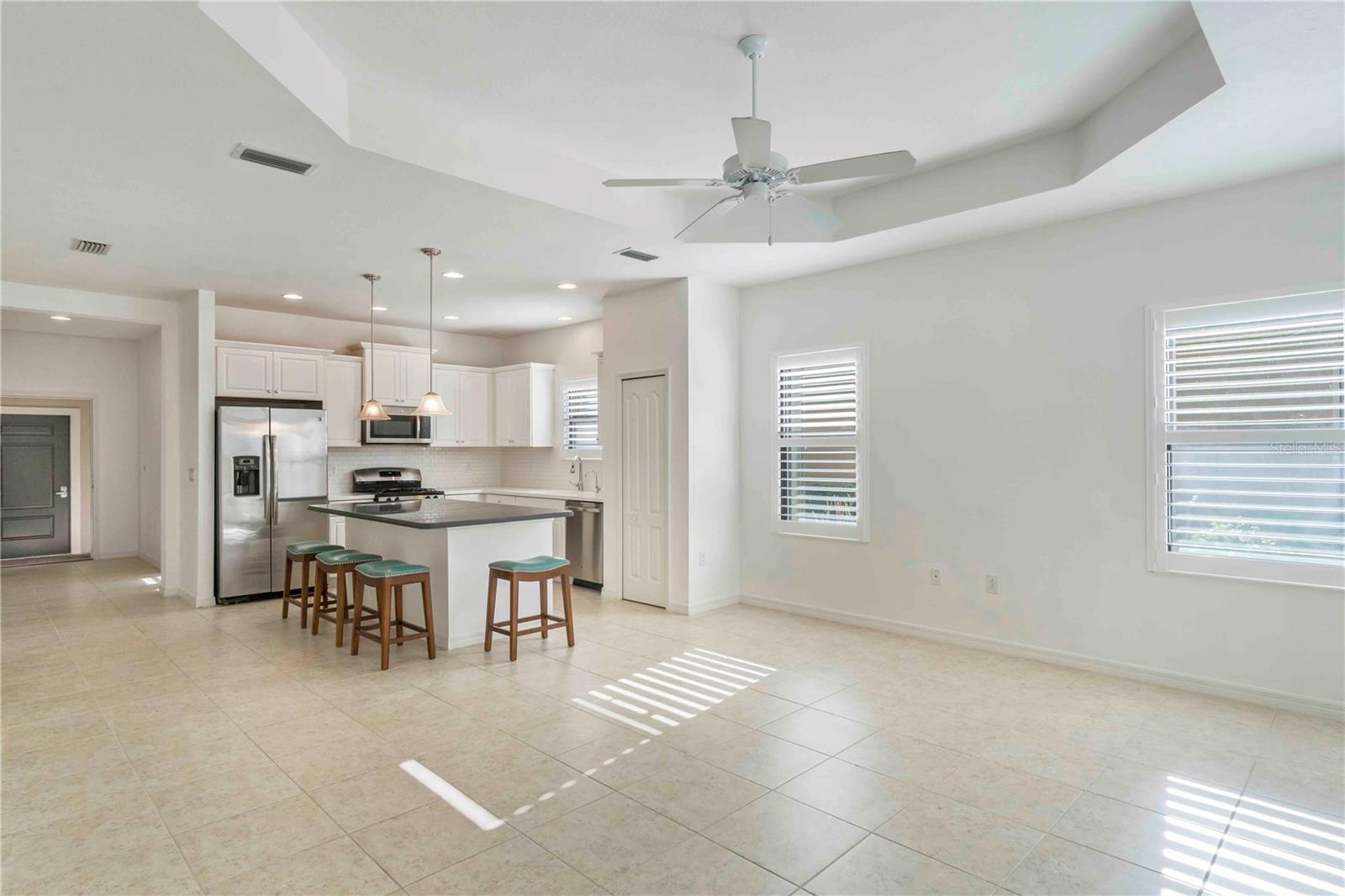 GRAND PALM PH 3A - Residential