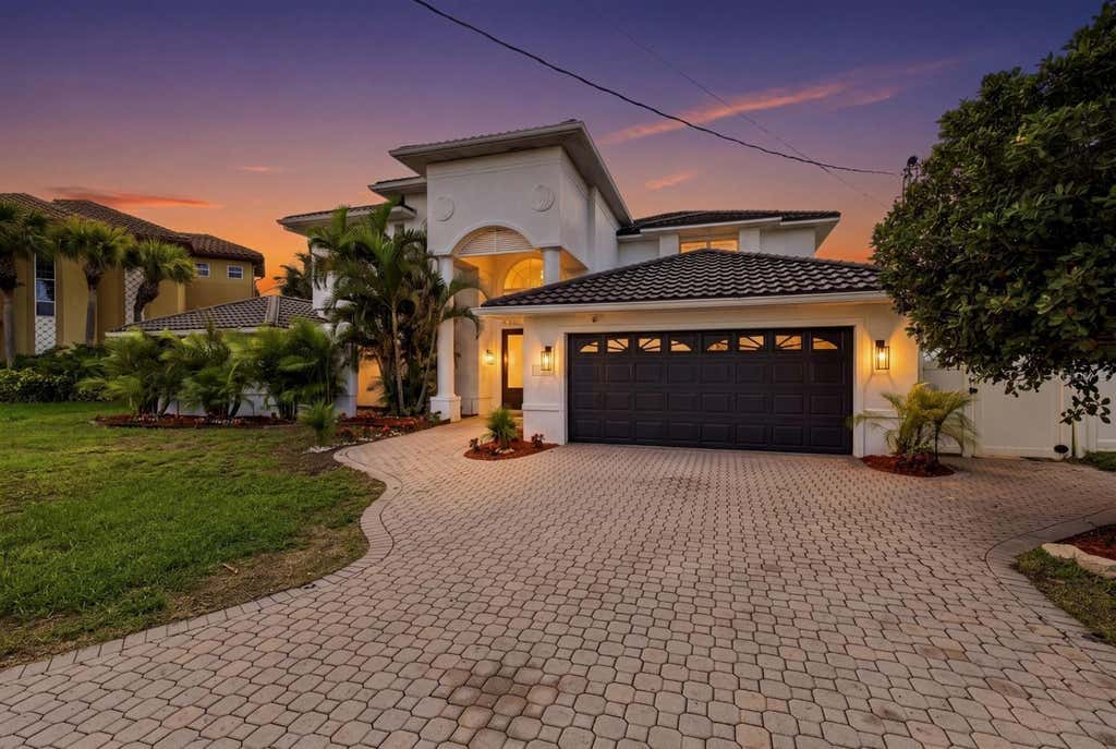 Photo of 461 Palm Island NE, Clearwater Beach, FL 33767 (MLS # TB8537798)