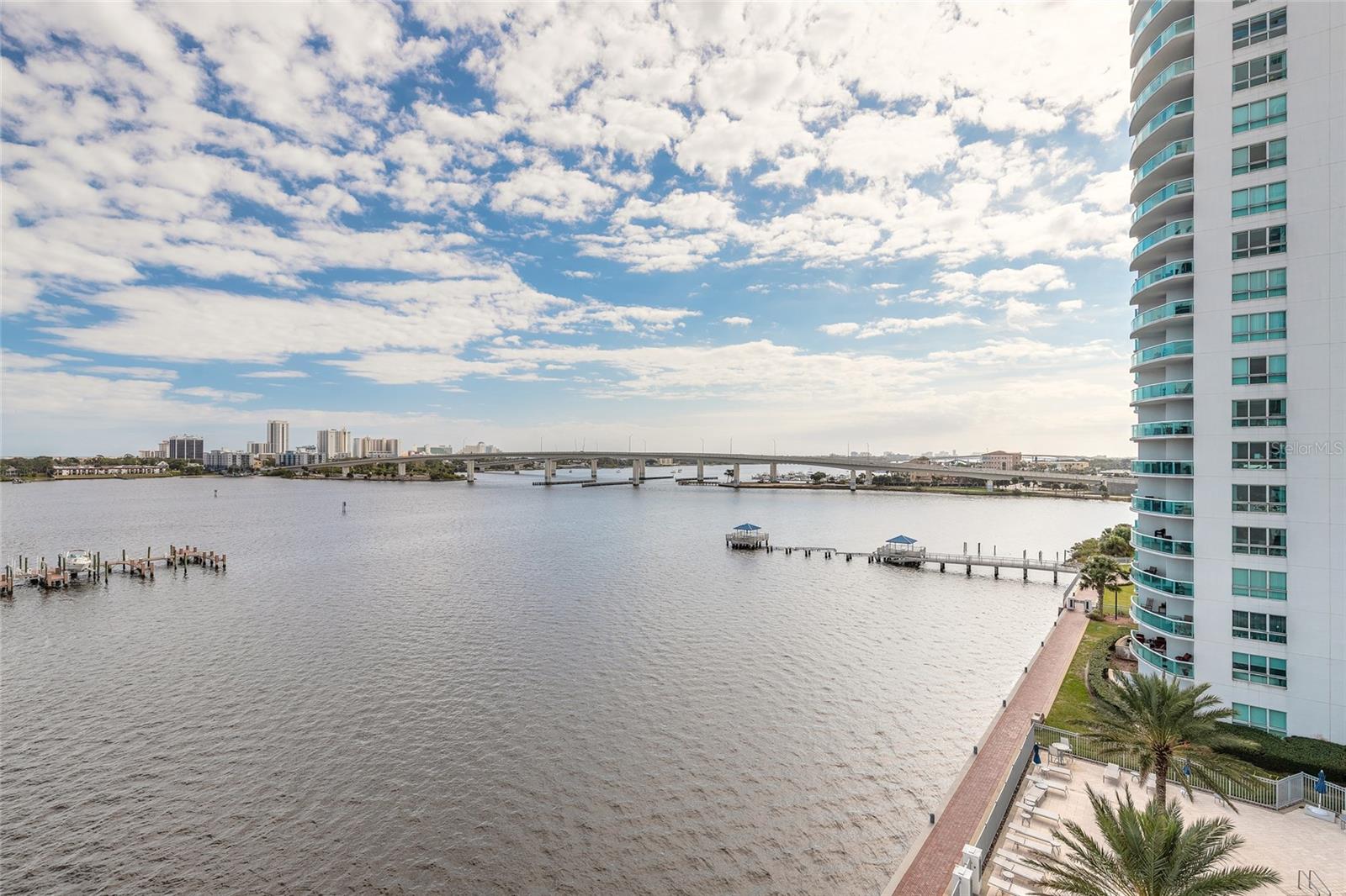 MARINA GRANDE/HALIFAX 01 - Residential