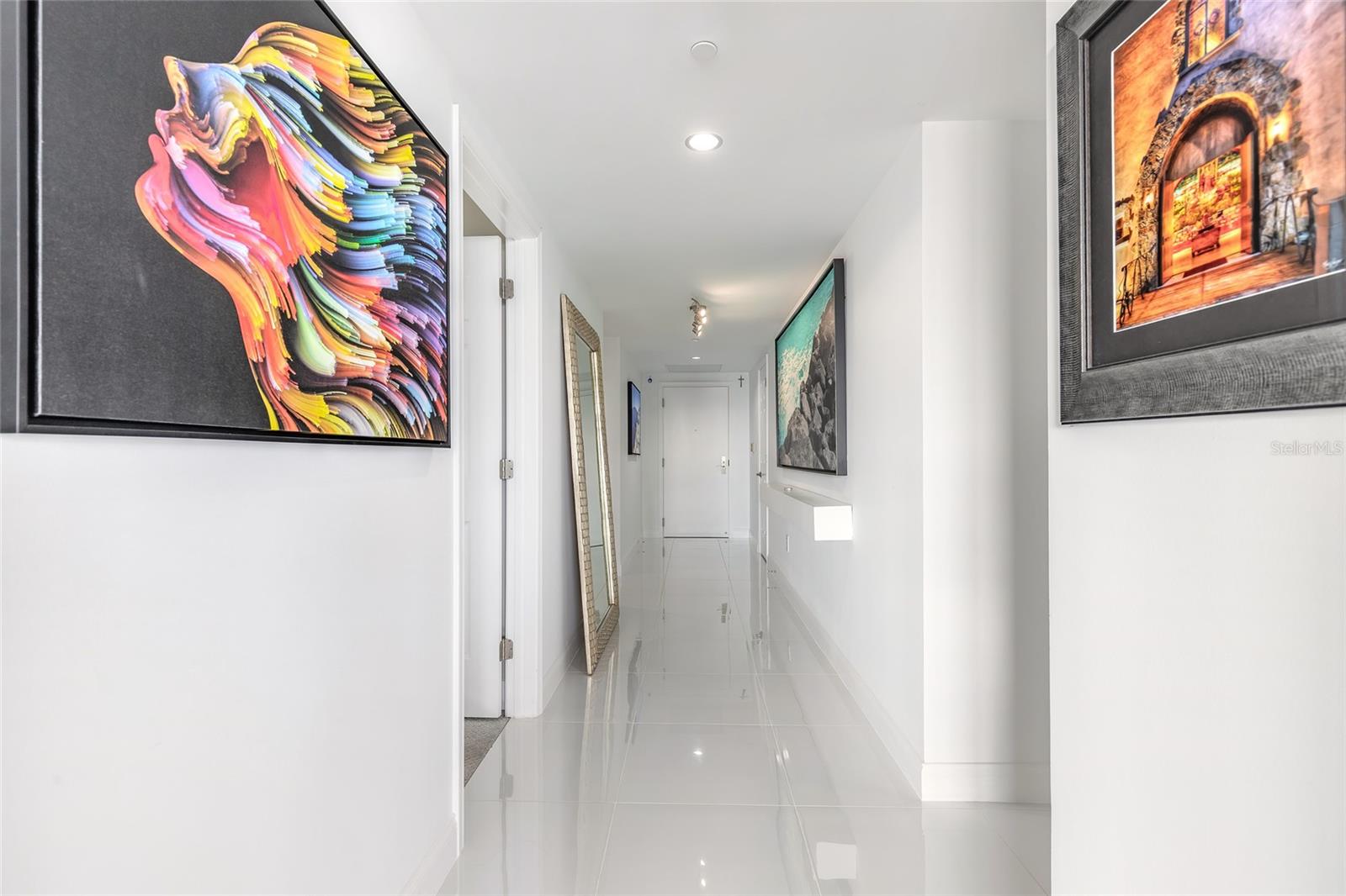 MARINA GRANDE/HALIFAX 01 - Residential