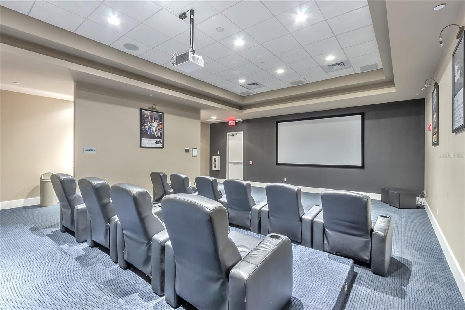 MARINA GRANDE/HALIFAX 01 - Residential