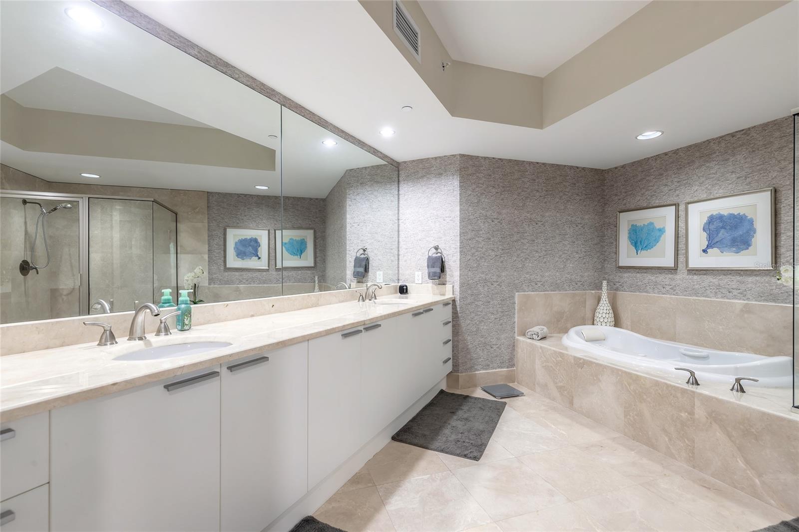 MARINA GRANDE/HALIFAX 01 - Residential