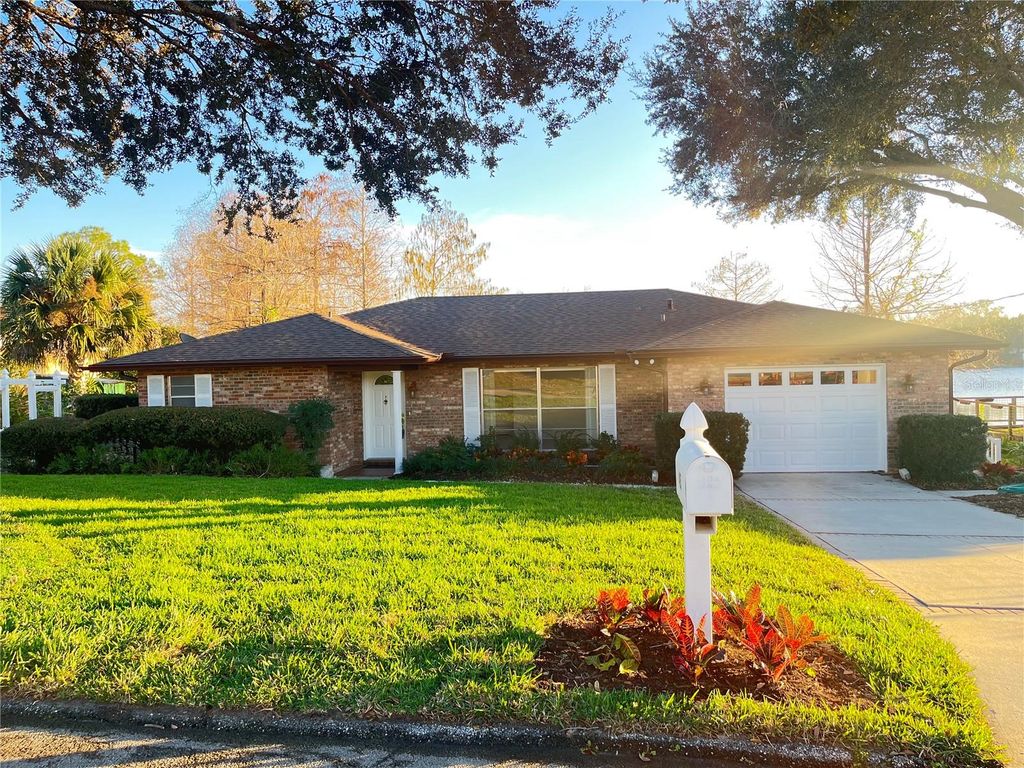 Photo of 45 Lantana Drive, Debary, FL 32713 (MLS # V4947065)