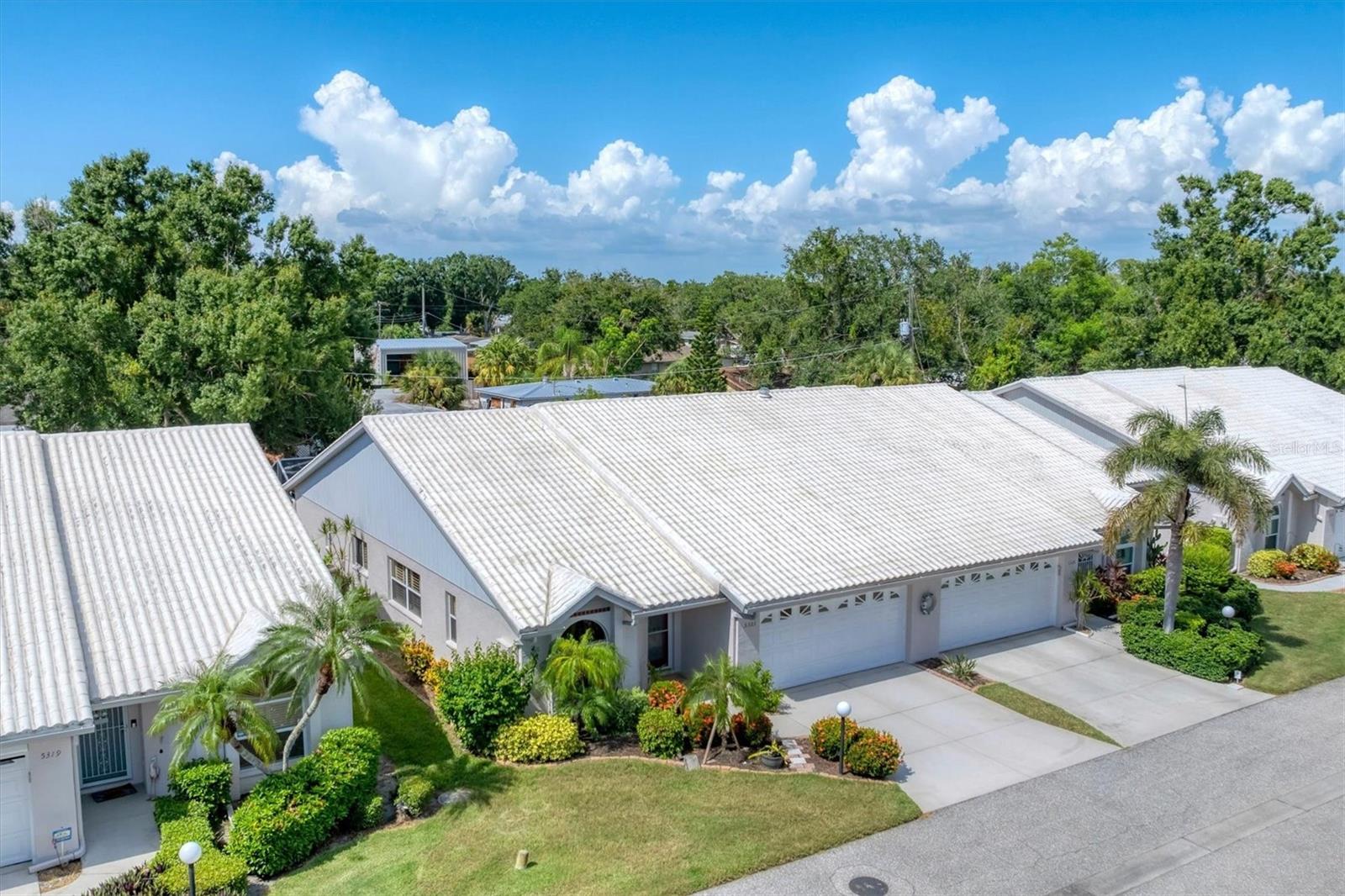 CRESTWOOD VILLAGE OF SARA 4 & 5 - Residential