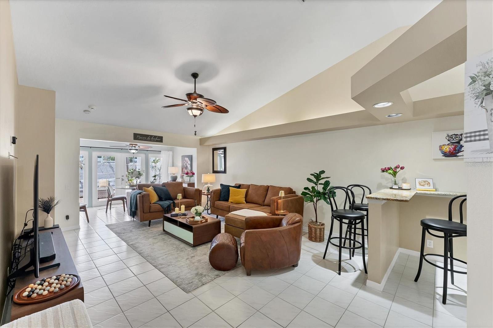 CRESTWOOD VILLAGE OF SARA 4 & 5 - Residential