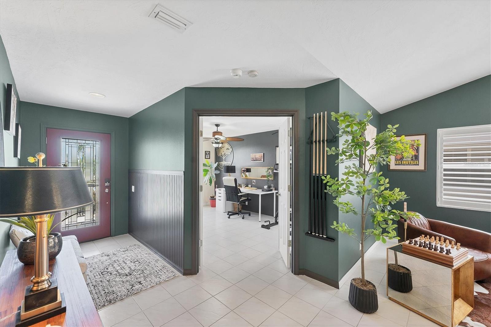 5323 KELLY DRIVE 3