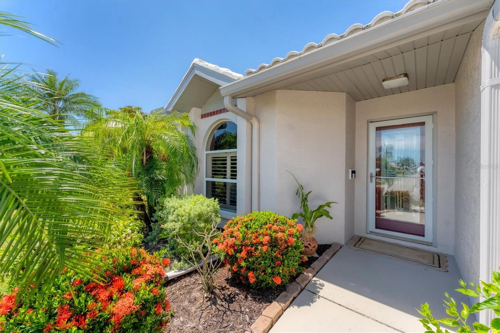 5323 KELLY DRIVE 3