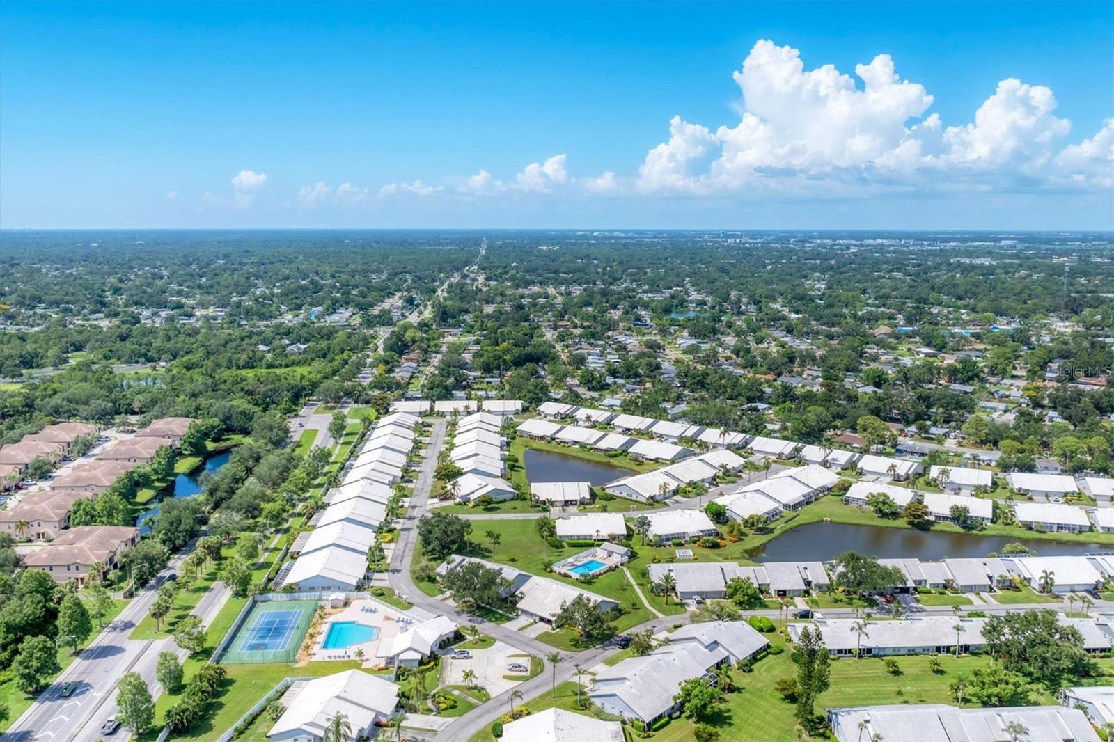 CRESTWOOD VILLAGE OF SARA 4 & 5 - Residential