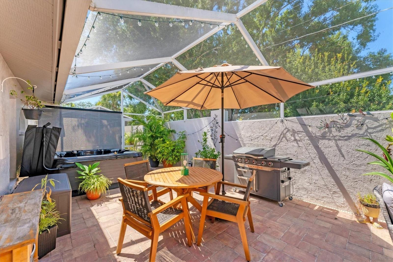 CRESTWOOD VILLAGE OF SARA 4 & 5 - Residential