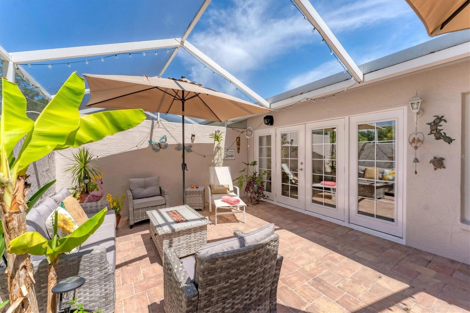 CRESTWOOD VILLAGE OF SARA 4 & 5 - Residential