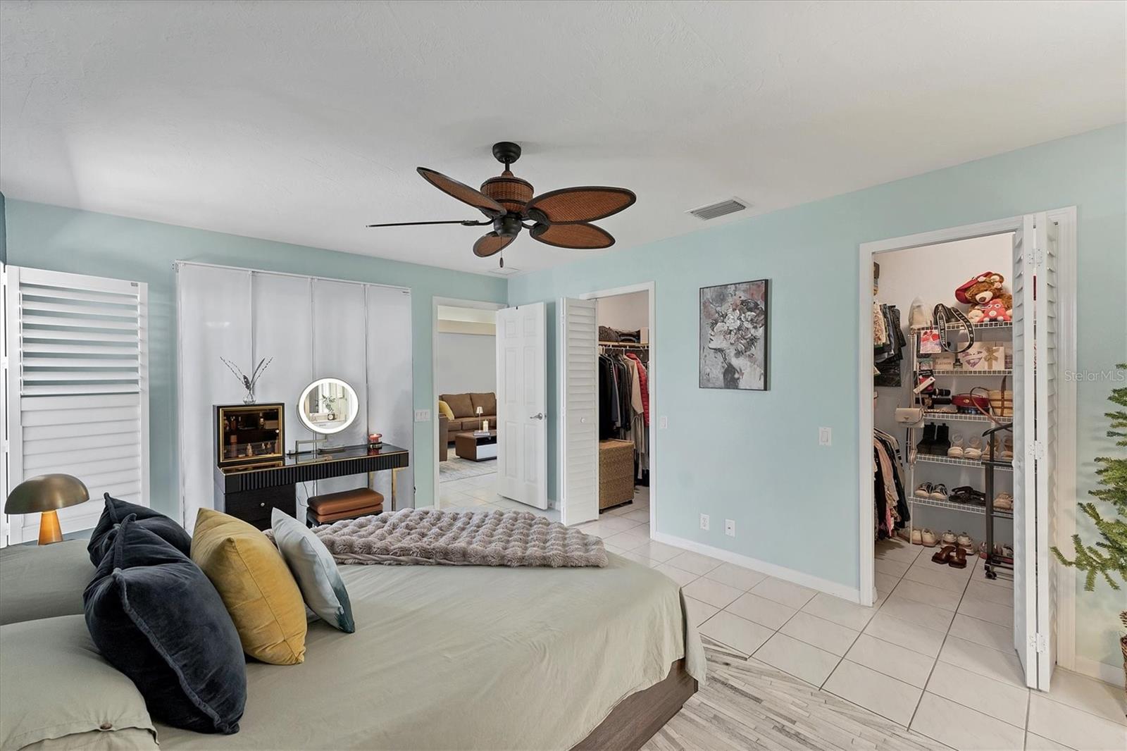 CRESTWOOD VILLAGE OF SARA 4 & 5 - Residential