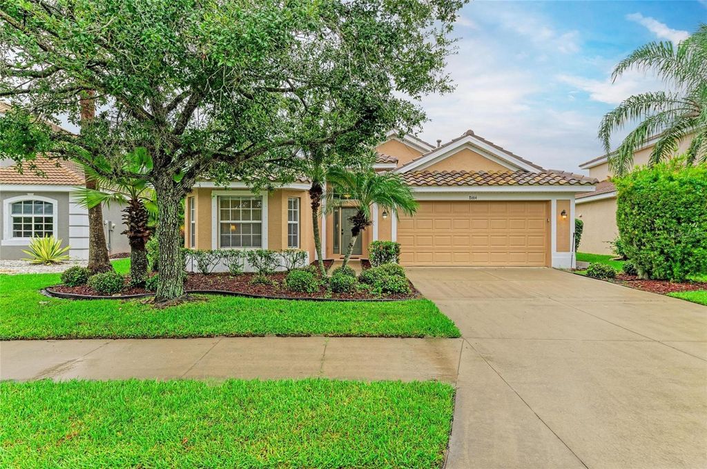 Photo of 8664 Stone Harbour Loop, Bradenton, FL 34212 (MLS # A4663752)
