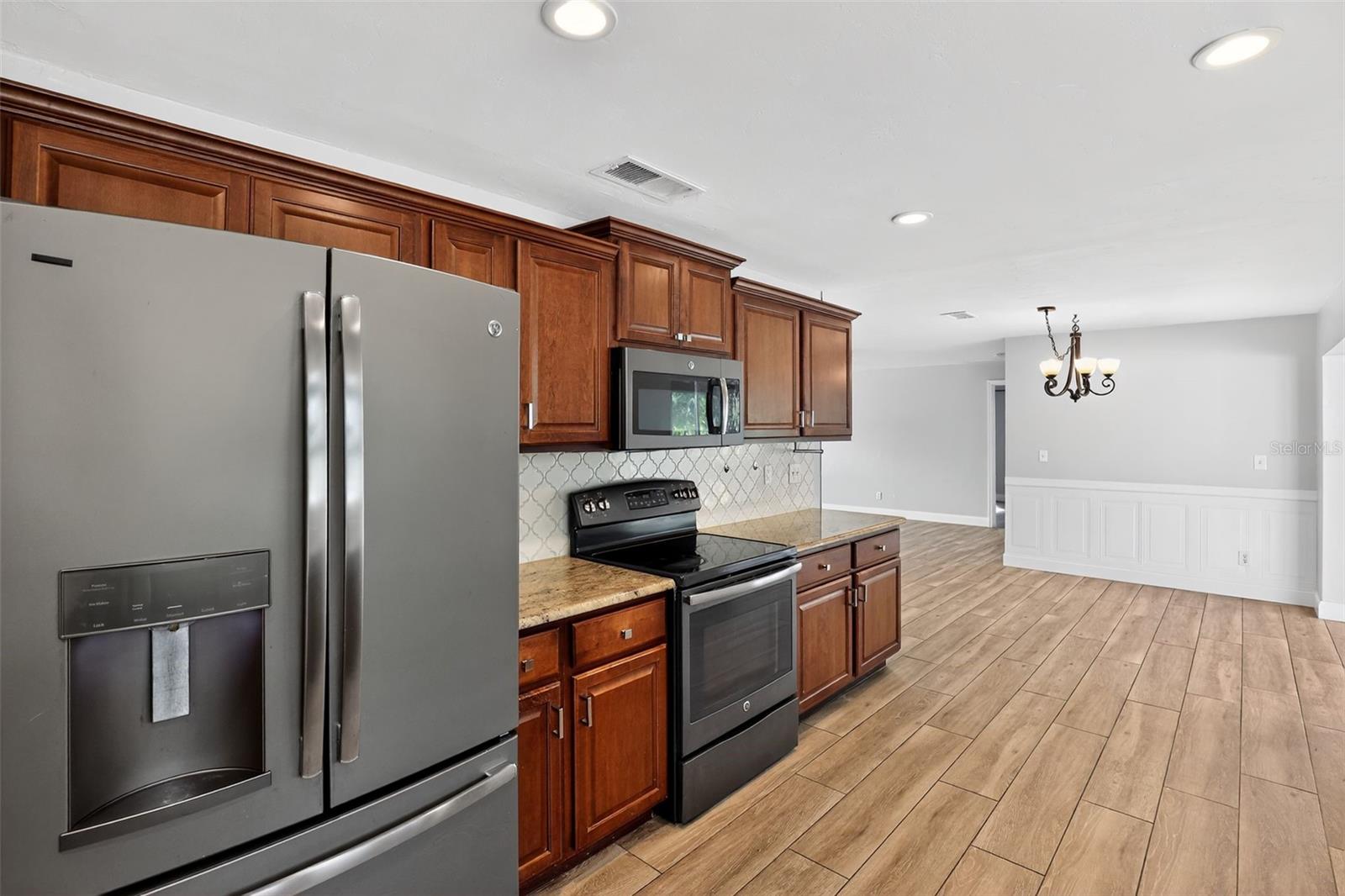 FT MYERS VILLAS - Residential