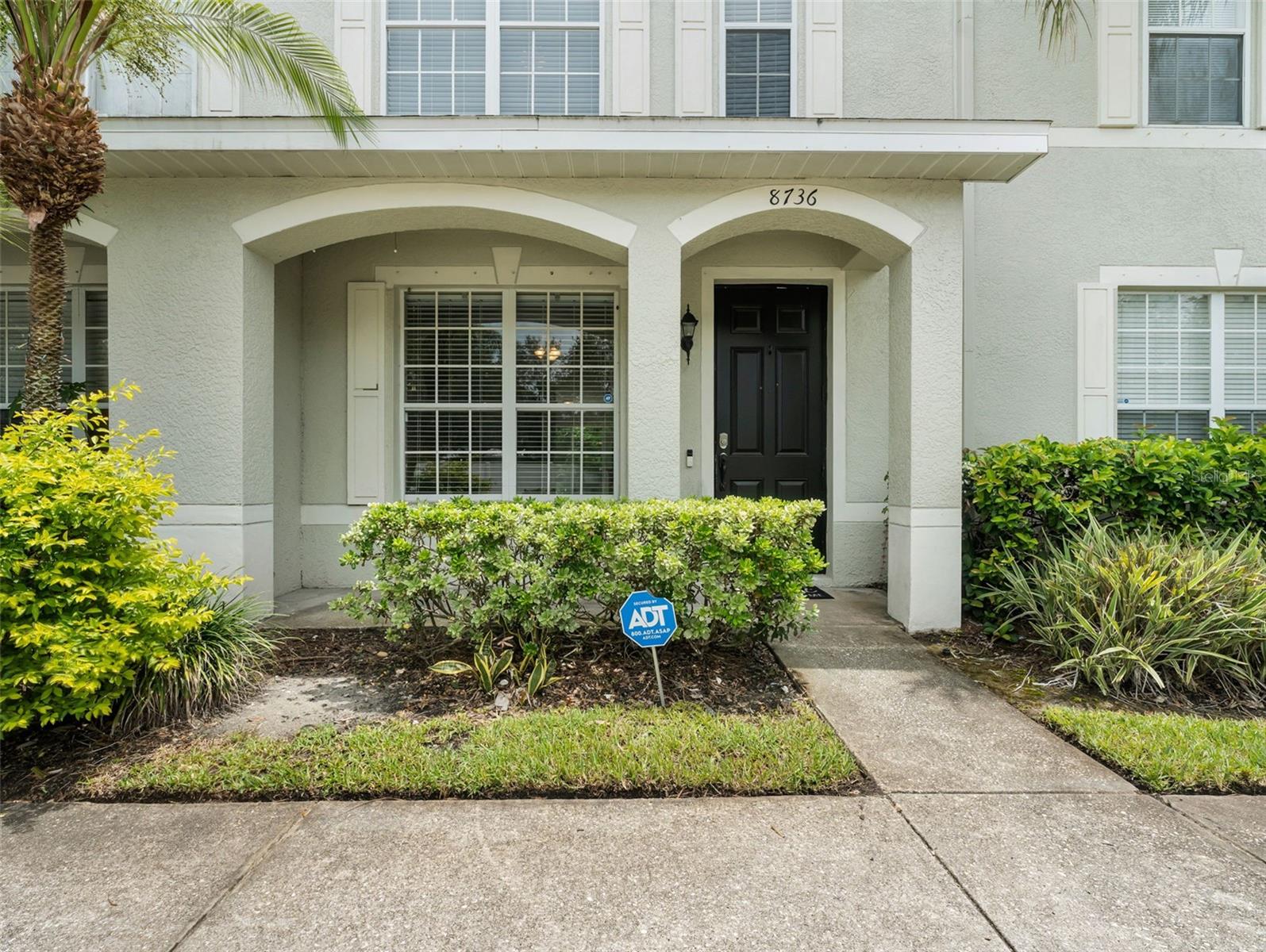 Welcome to Seminole Palms – a beautifully maintained townhome community in the heart of Largo! This spacious and light-filled 2-bedroom, 2.5-bath residence offers the perfect blend of comfort and convenience. The entire first floor has been newly renovated and the home features luxury vinyl plank flooring throughout, creating a modern and cohesive look.
Step into an open-concept living area with 10-foot ceilings, an abundance of natural light, and a well-appointed kitchen with newer appliances, ample cabinetry, and plenty of counter space. There's room for a full-size dining table, and the sliding glass doors lead to a private patio overlooking a serene wooded area. A half bath and extra under-stair storage complete the first floor.
Upstairs, both bedrooms feature en-suite bathrooms and walk-in closets. The laundry closet is conveniently located between the bedrooms.
Included in rent:
? Water, sewer, trash
? Basic cable & high-speed internet
? ADT security system
? Grounds and exterior maintenance
Tenant is required to carry personal property and liability renter’s insurance.
The community offers two reserved parking spaces, a community pool with restrooms, and well-maintained landscaping.
Located just minutes to Eagle Lake Park and Walsingham Park, and under 20 minutes to award-winning beaches, Tampa International Airport, major shopping centers, and dining options.
Location, comfort, and convenience—this is one you won’t want to miss!
?? A one-time $150 administrative fee and first month's rent as a deposit are due from the tenant after full application approval.