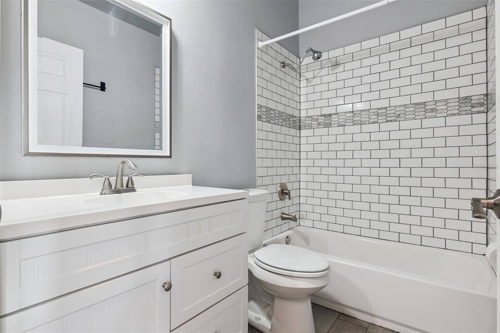 WATERFORD CHASE VILLAGE TR D - Residential