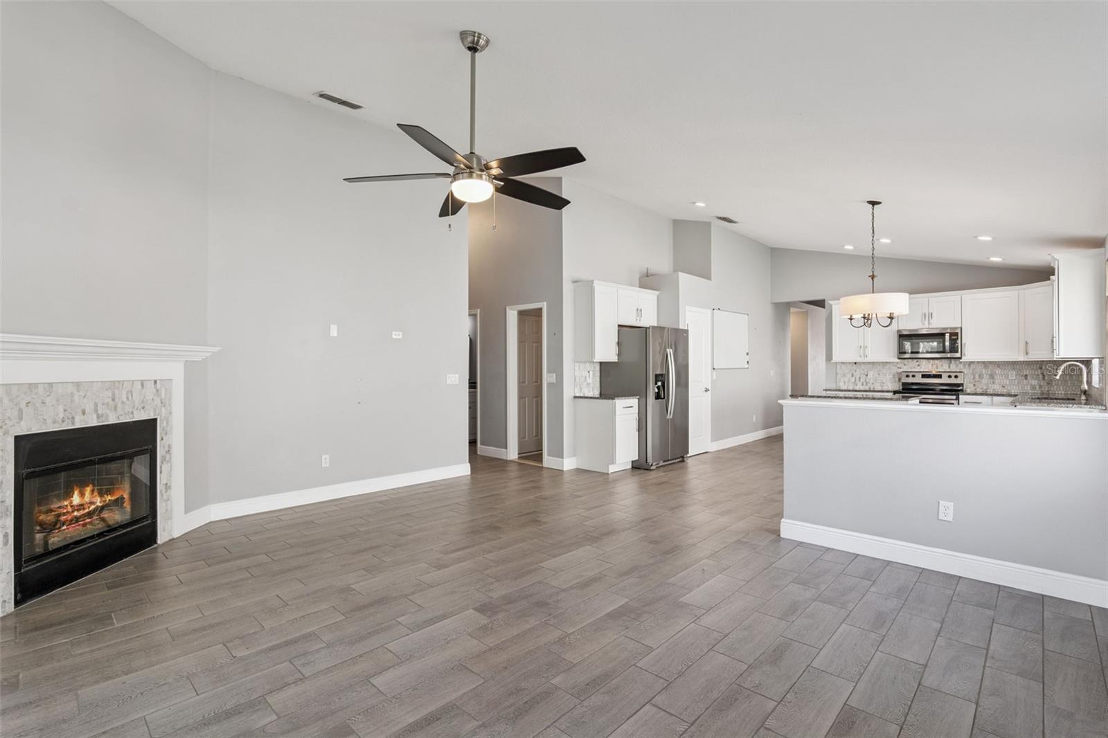 WATERFORD CHASE VILLAGE TR D - Residential