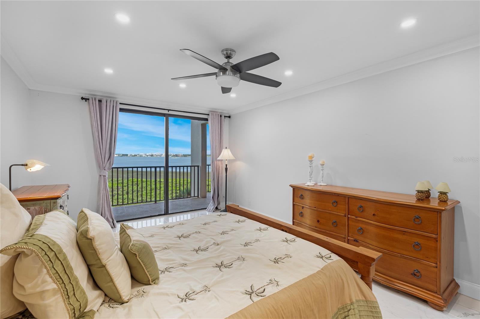 SAND KEY CONDO-SOUTH BAY - Residential