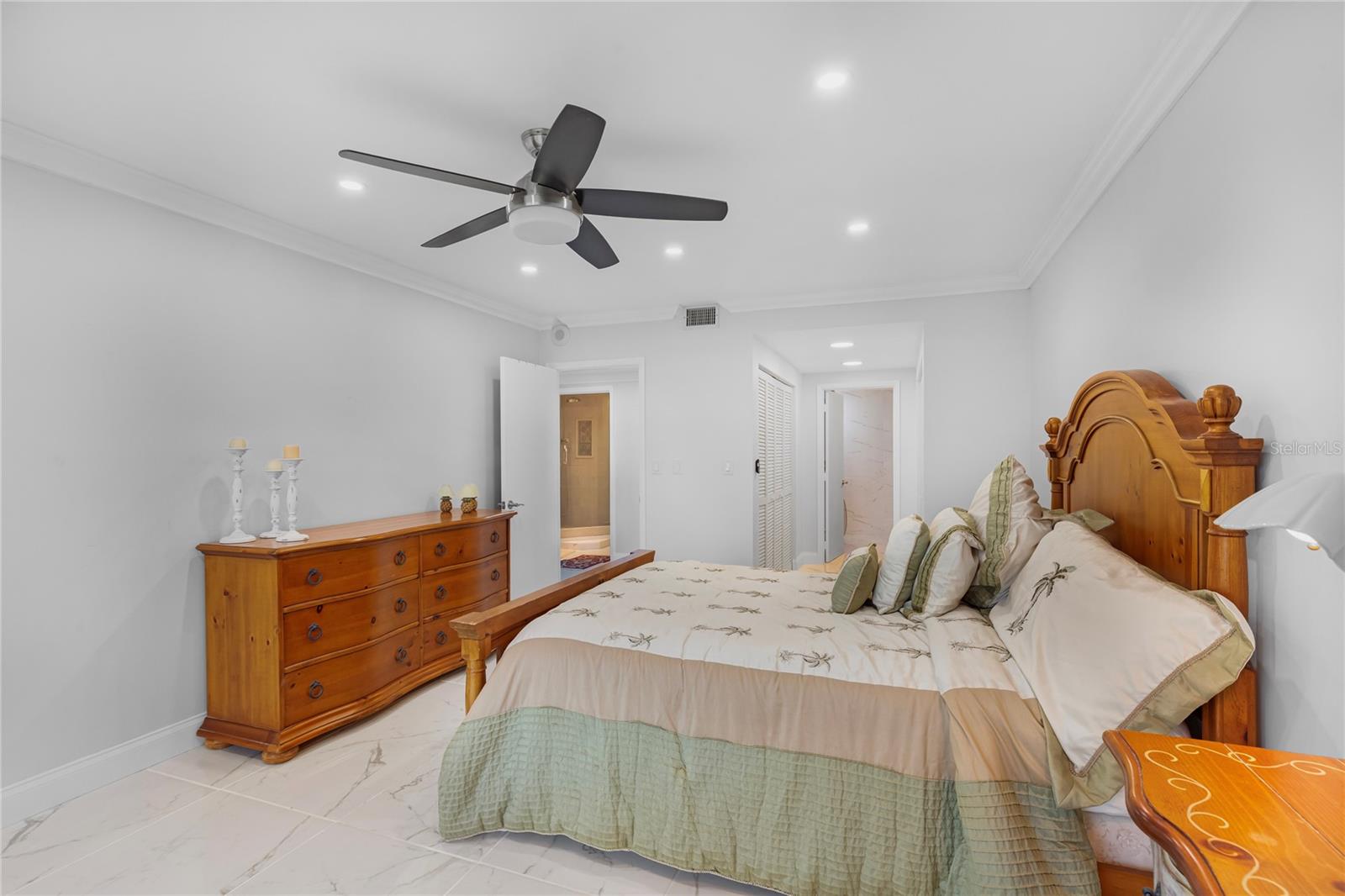 SAND KEY CONDO-SOUTH BAY - Residential