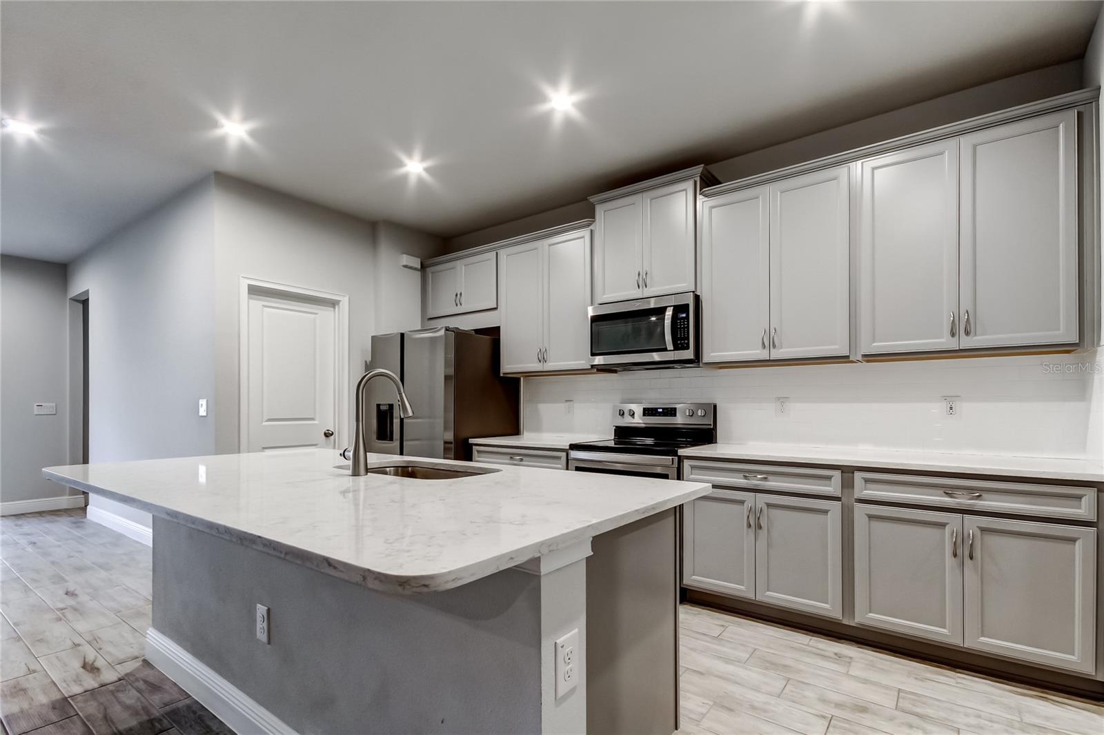 SONATA PH 1 - Residential Lease