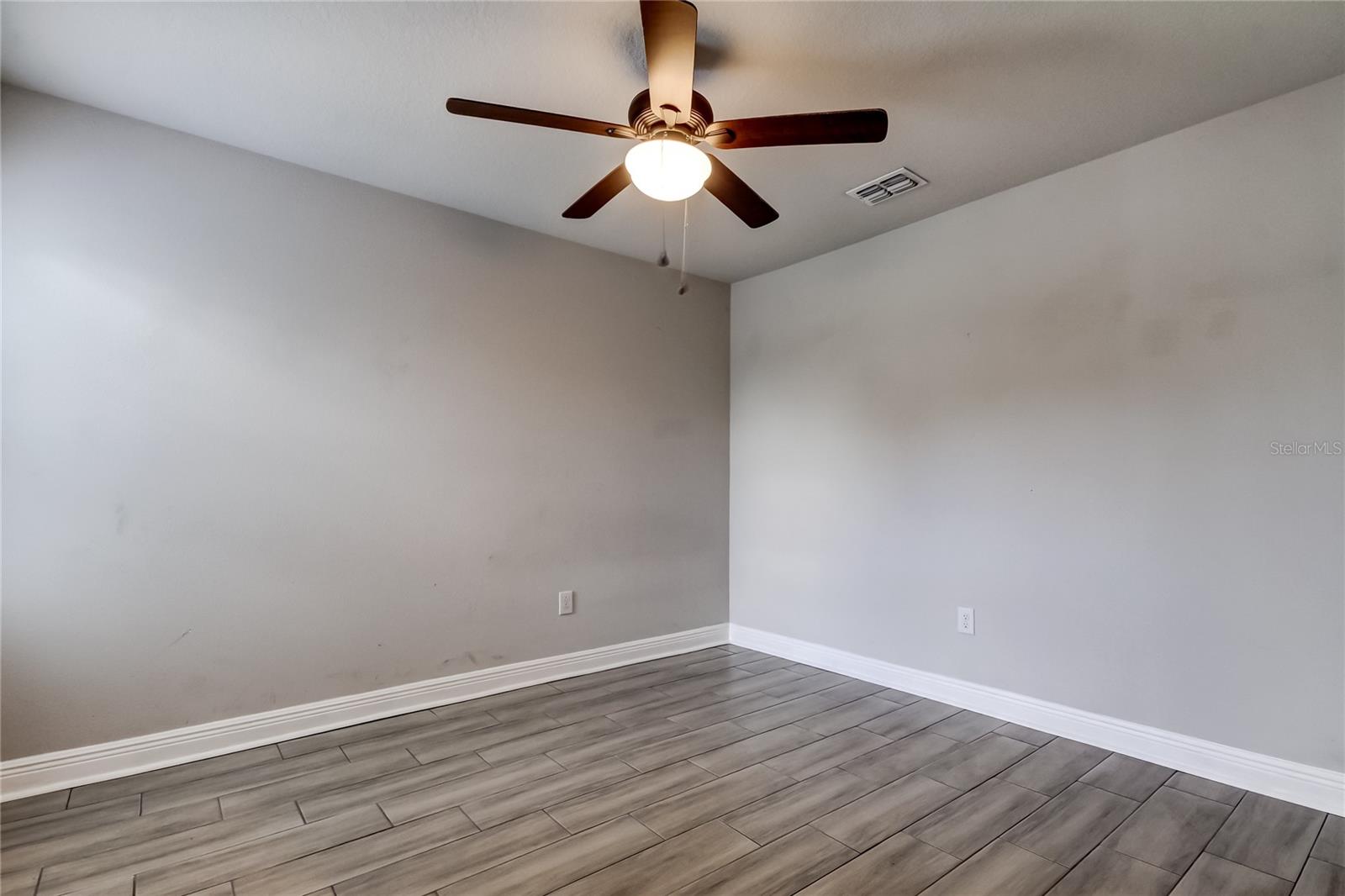 SONATA PH 1 - Residential Lease