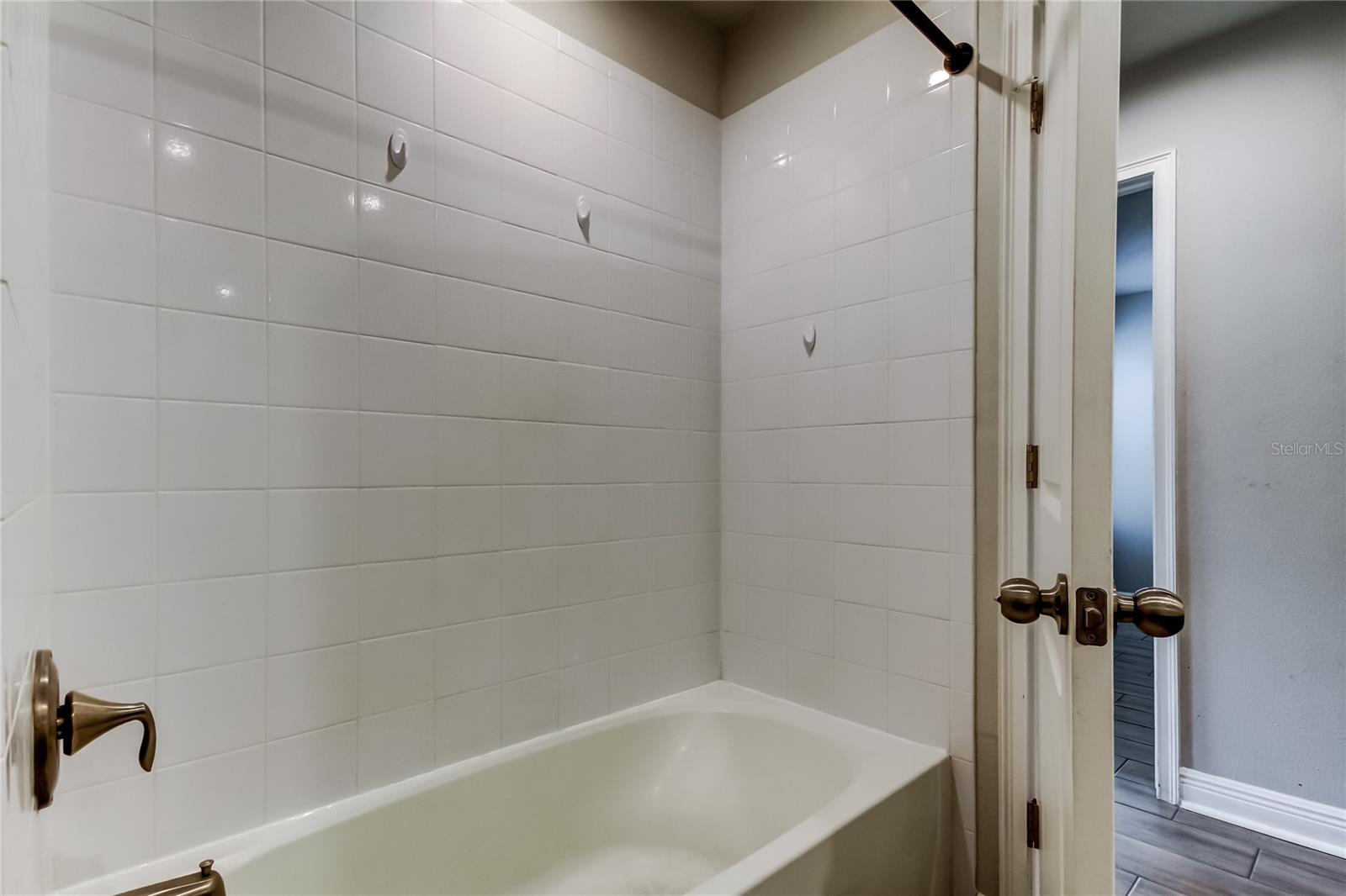 SONATA PH 1 - Residential Lease