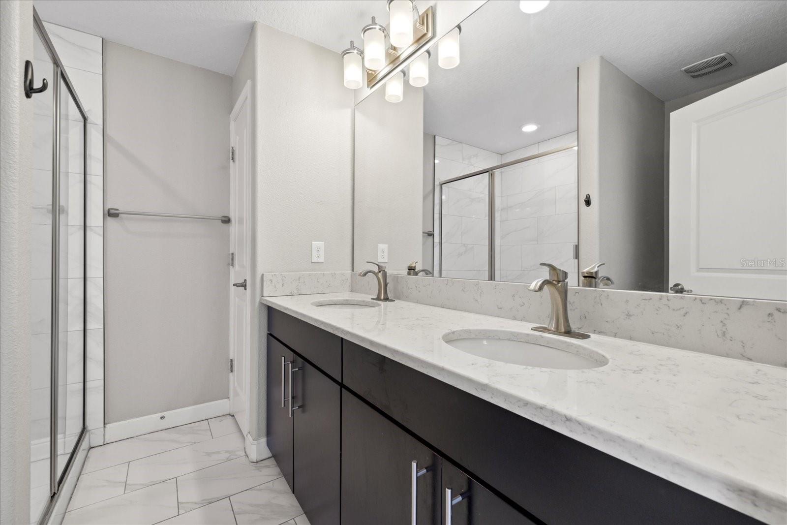 WEST END TWNHMS NORTH - Residential