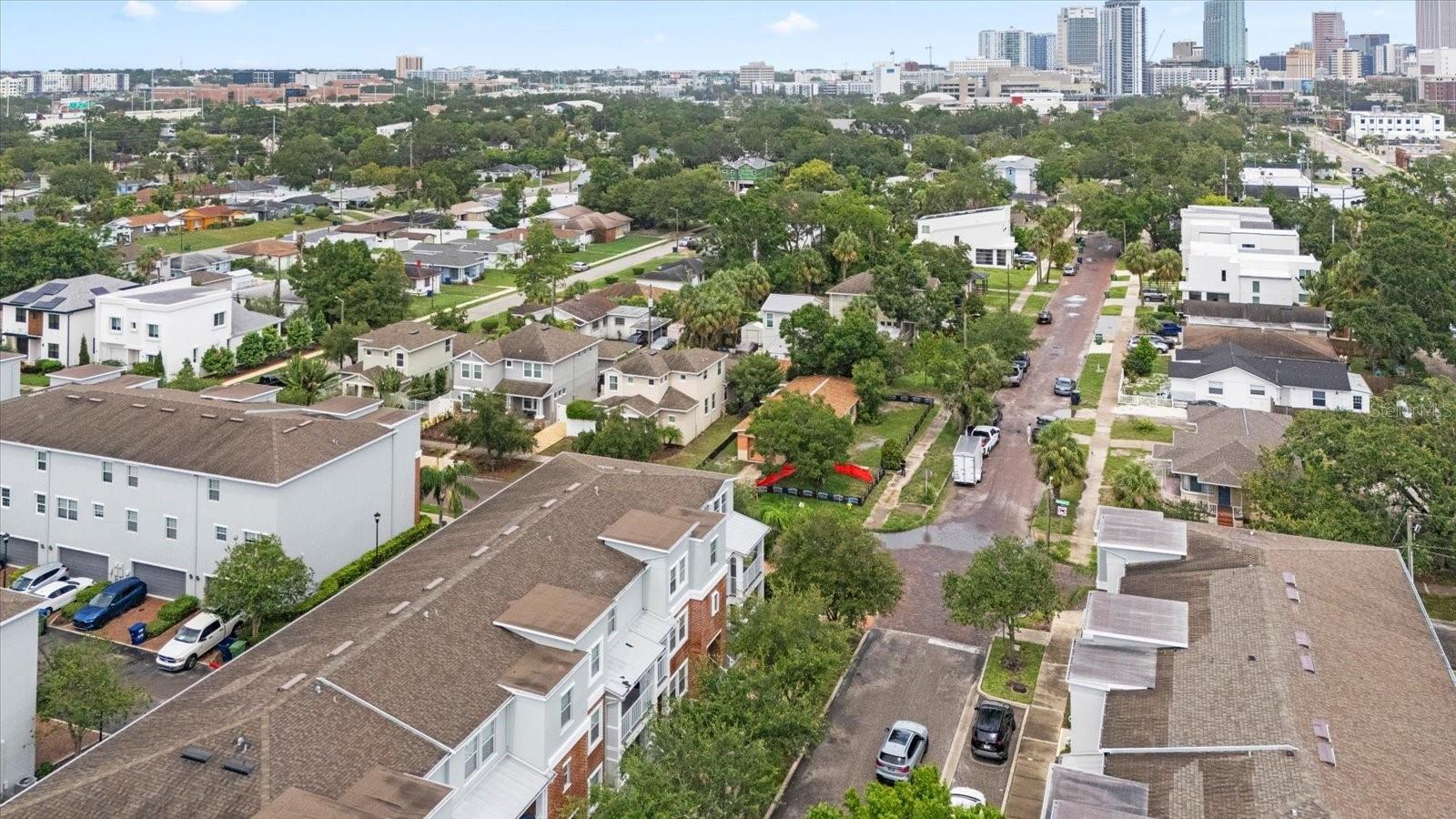 WEST END TWNHMS NORTH - Residential