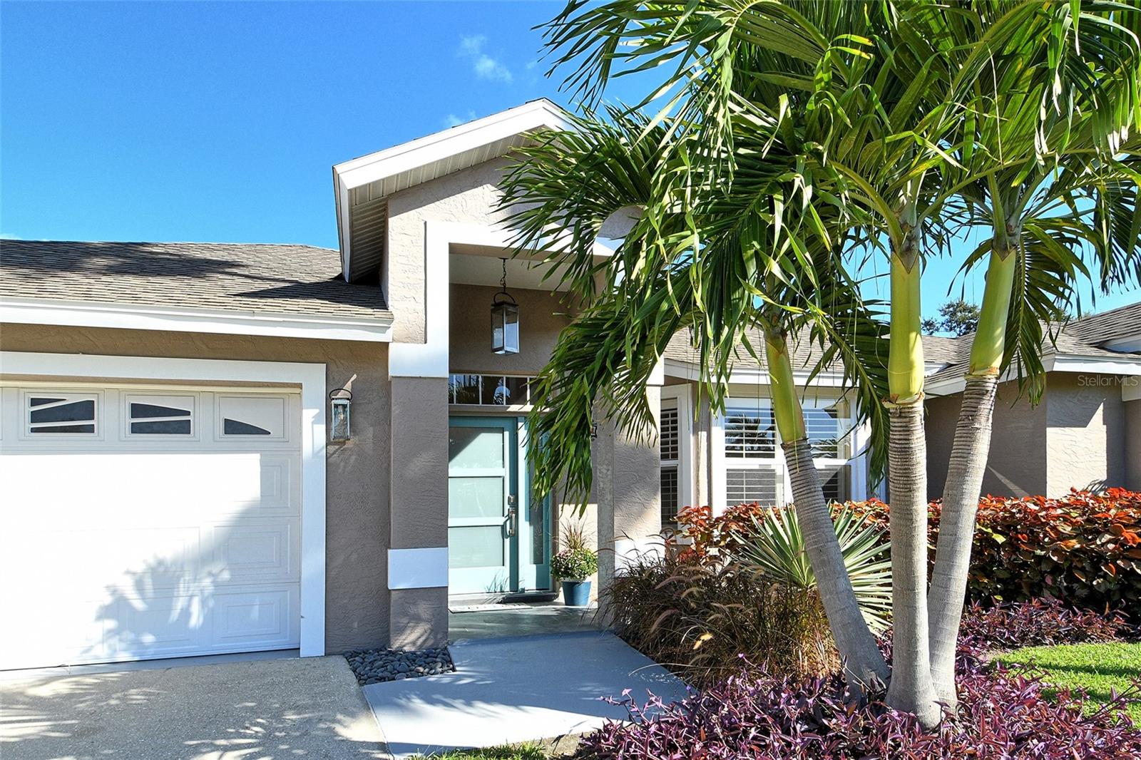4577 COUNTRY MANOR DRIVE