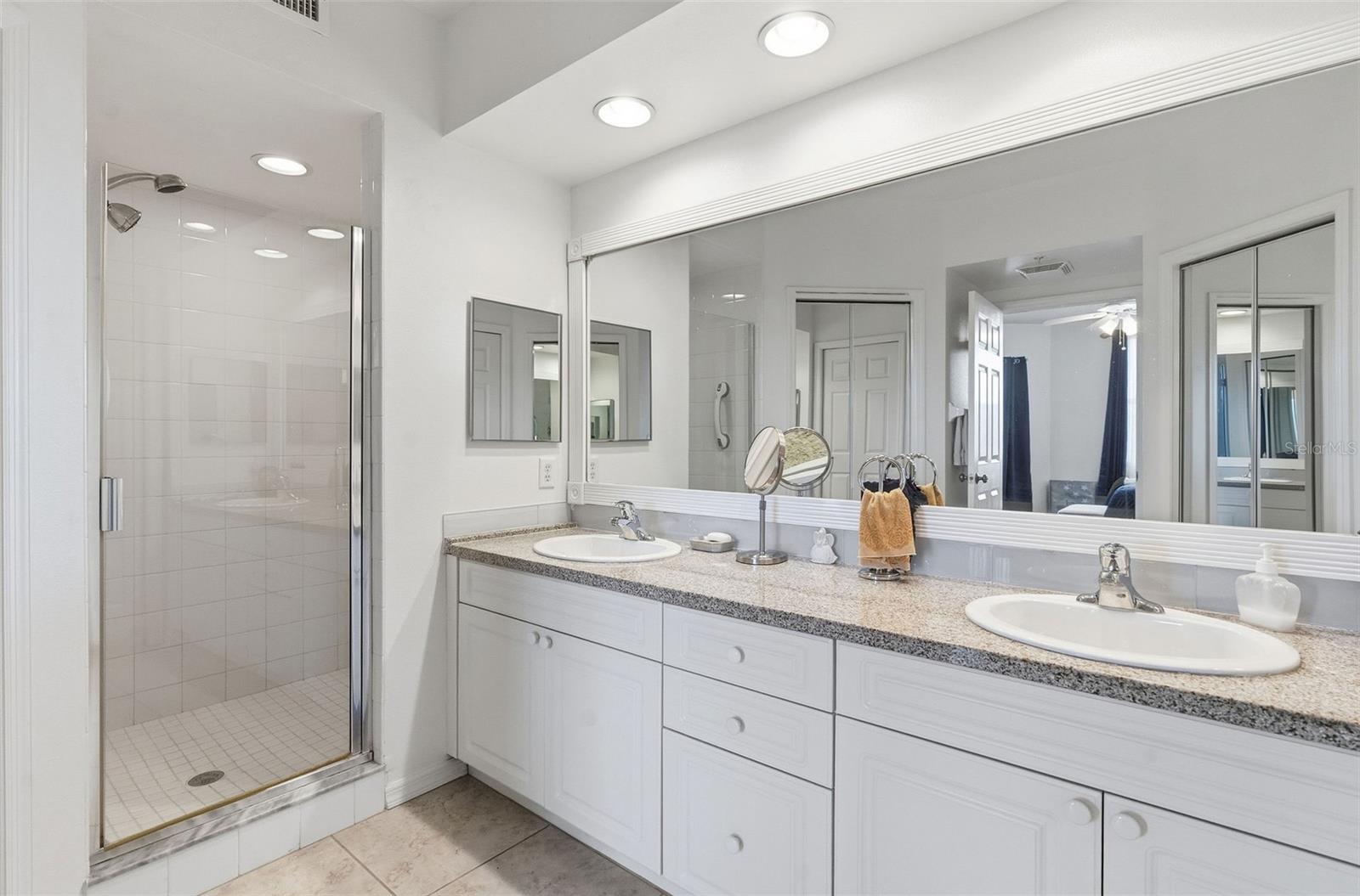 GOLF LAKE CONDO 2 AT EAST BAY - Residential