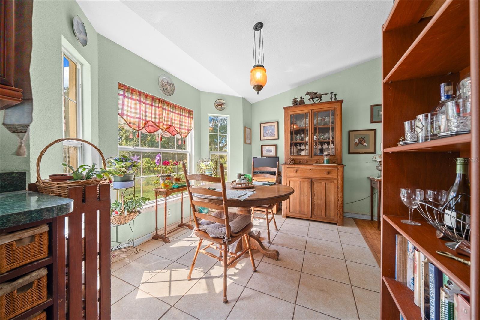 ROLLING RANCHETTES - Residential