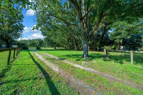 Tiny photo for 399 NE 155th Place, Citra, FL 32113 (MLS # OM712656)