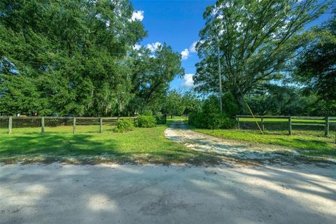 Tiny photo for 399 NE 155th Place, Citra, FL 32113 (MLS # OM712656)