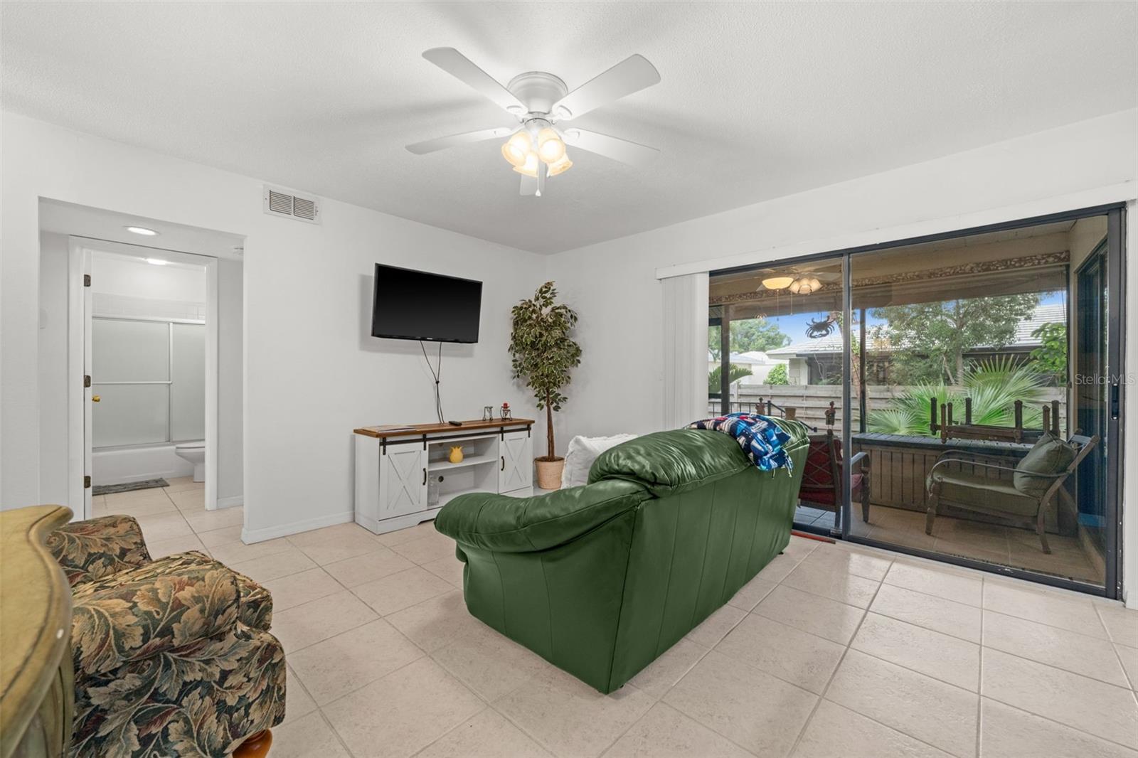 804 SORRENTO PLACE 804