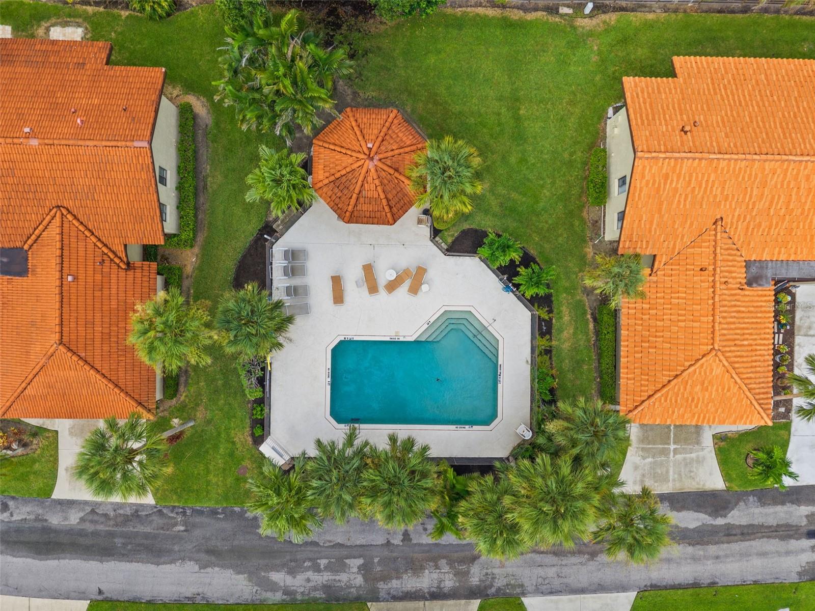 SORRENTO PLACE - Residential
