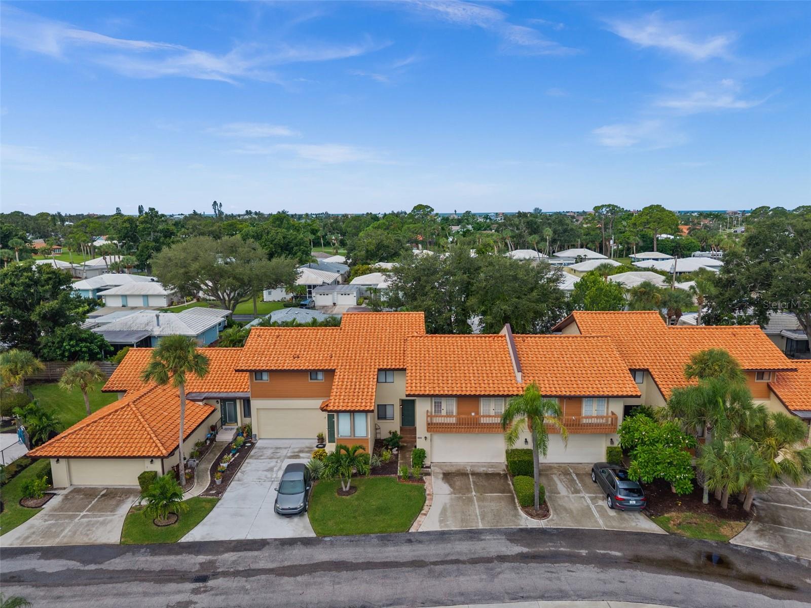 SORRENTO PLACE - Residential