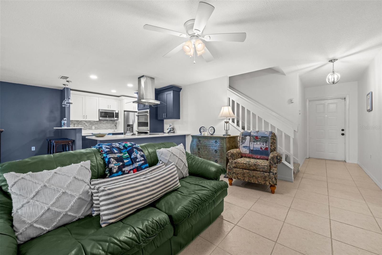 SORRENTO PLACE - Residential