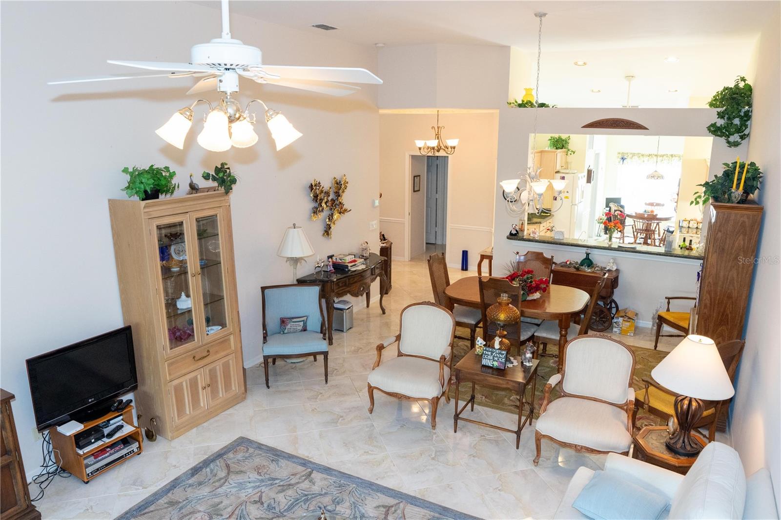 7057 LONE OAK BOULEVARD