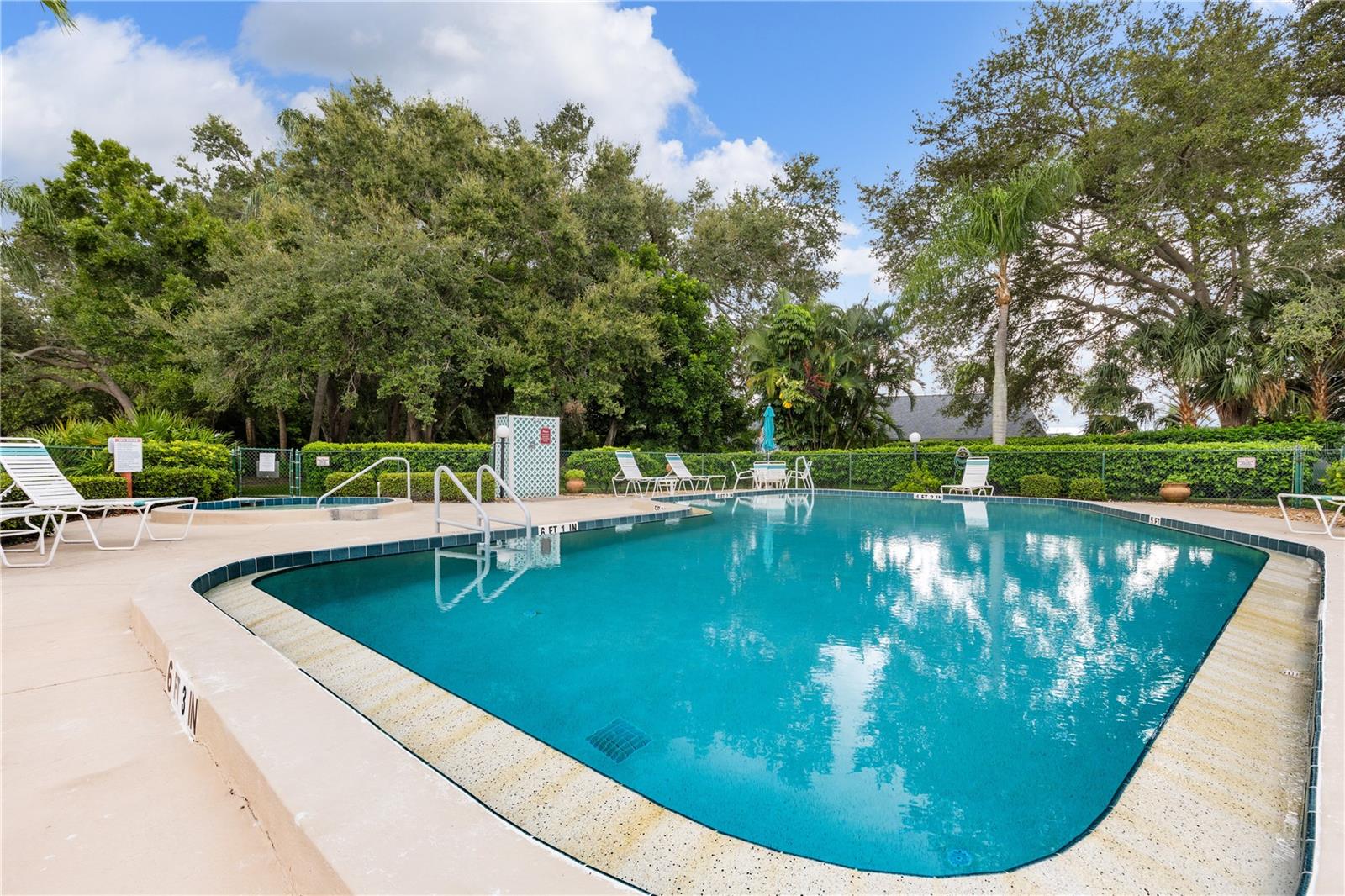 SPRING LAKES II - Residential