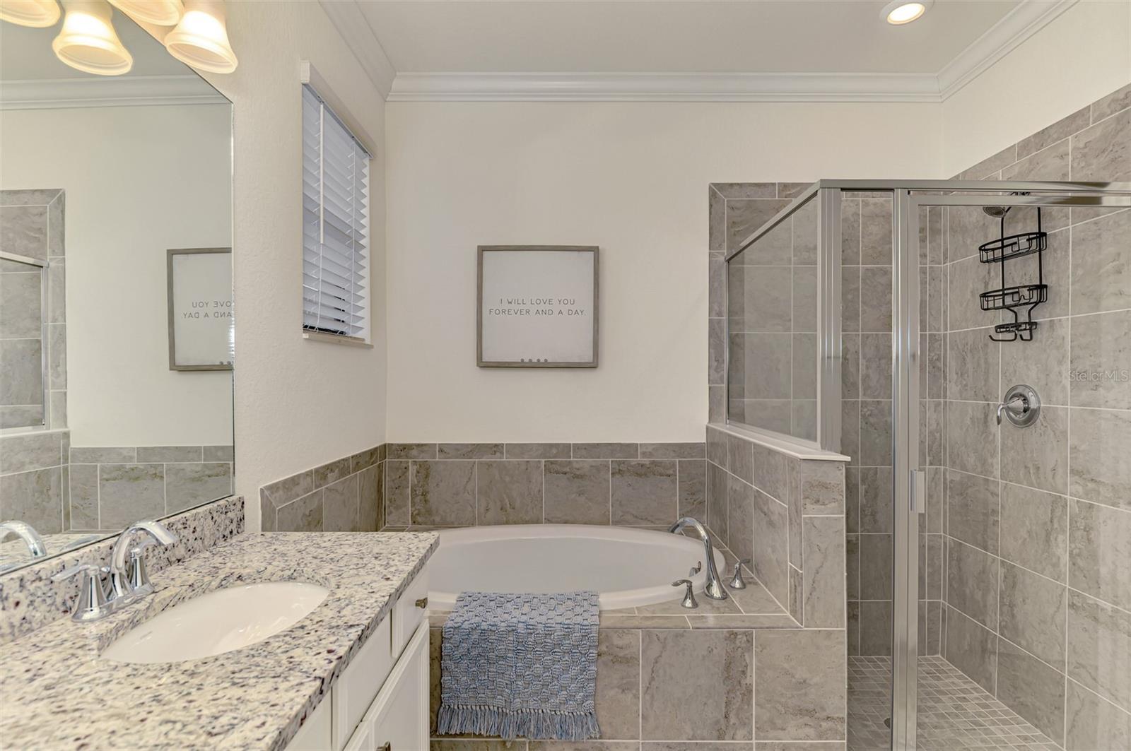 GRAN PARADISO PH 1 - Residential